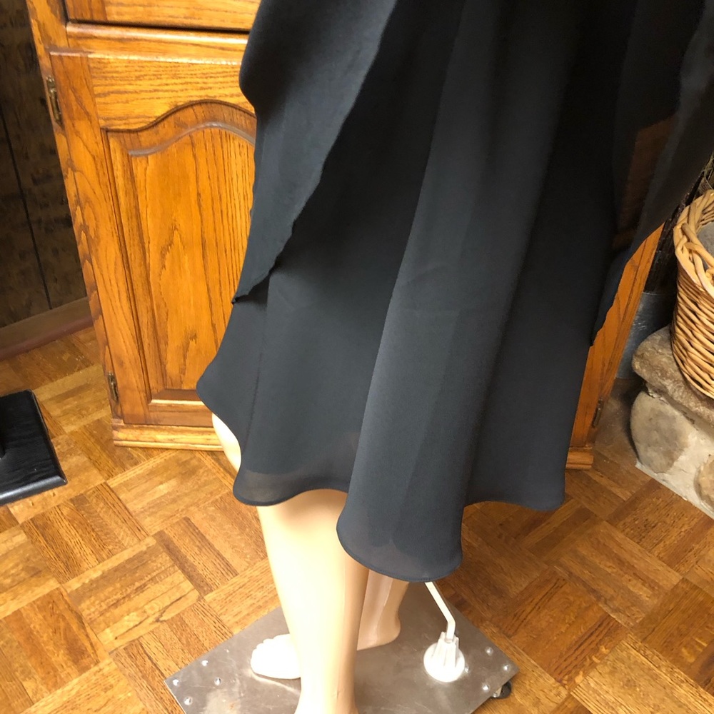 🎉🎉HOST PICK🎉🎉 ANNE KLEIN - Black 100% Silk Evening Dress - Picture 4 of 6